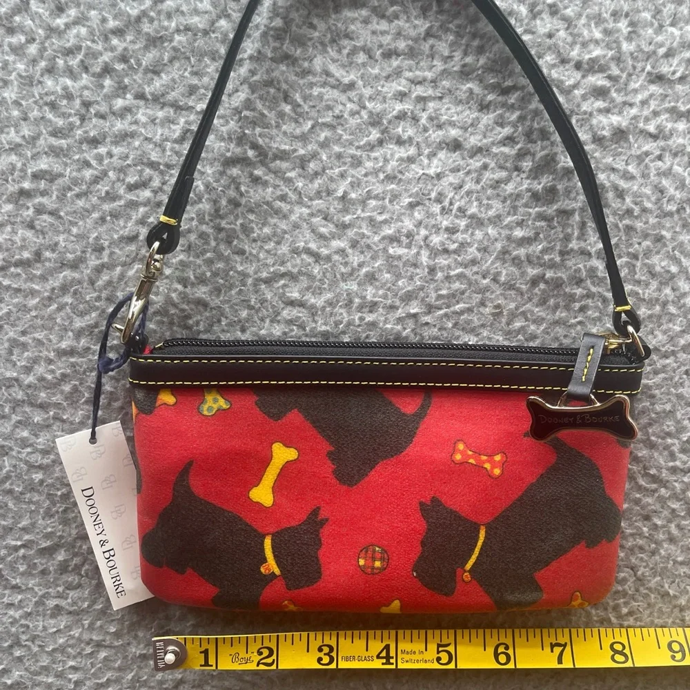 Dooney & Bourke Red Black Wristlet Scottie dogs COA - Picture 10 of 13